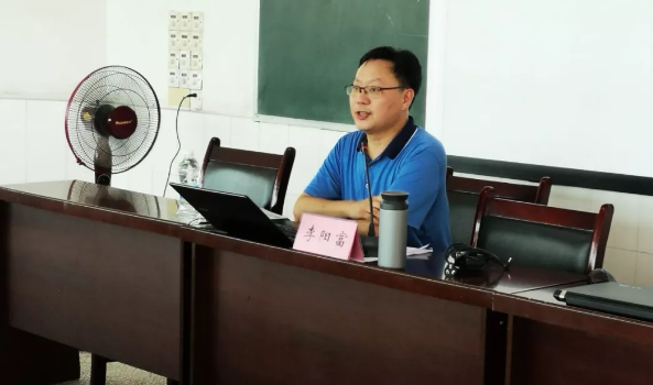 2019年威遠中學校初高中銜接班工作結束