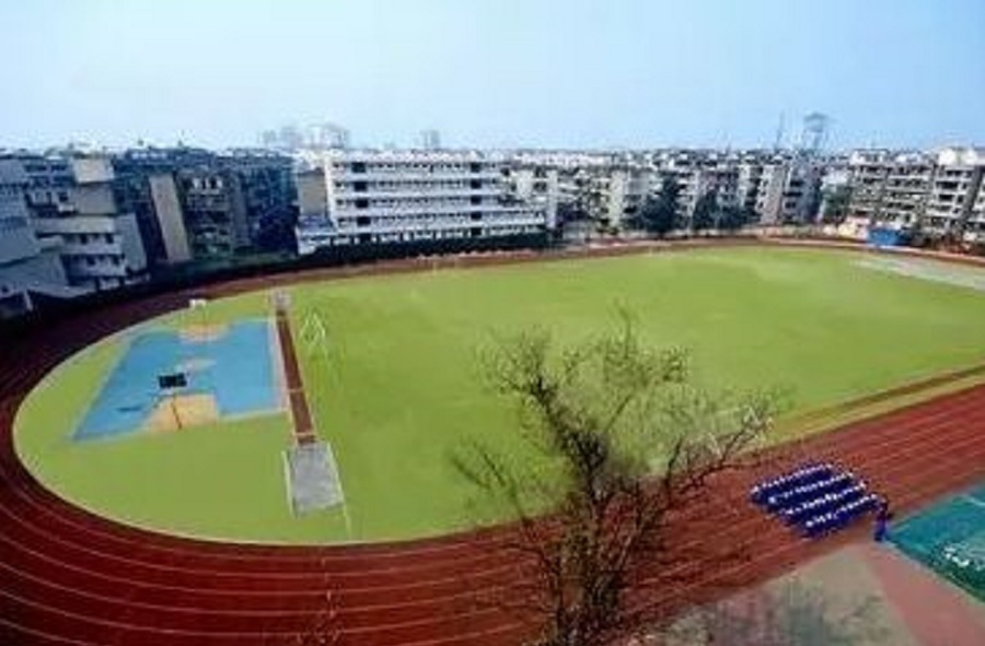 成都實外新都五龍山學校校園環(huán)境怎么樣？