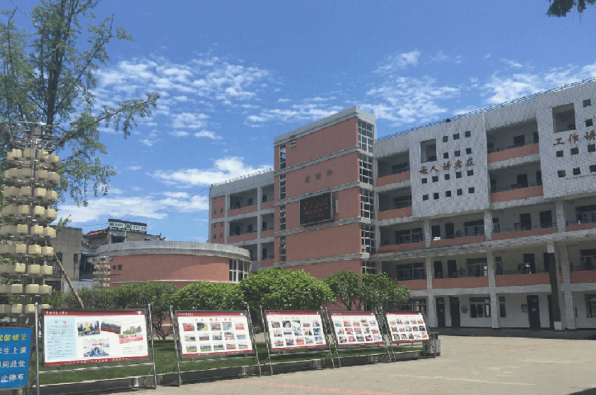 成都市籍田中學(xué)環(huán)境怎么樣？