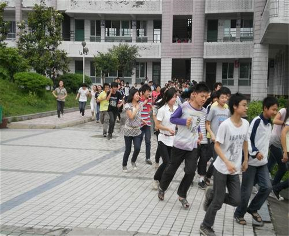 渠縣涌興中學2020年招生簡章在哪兒看？