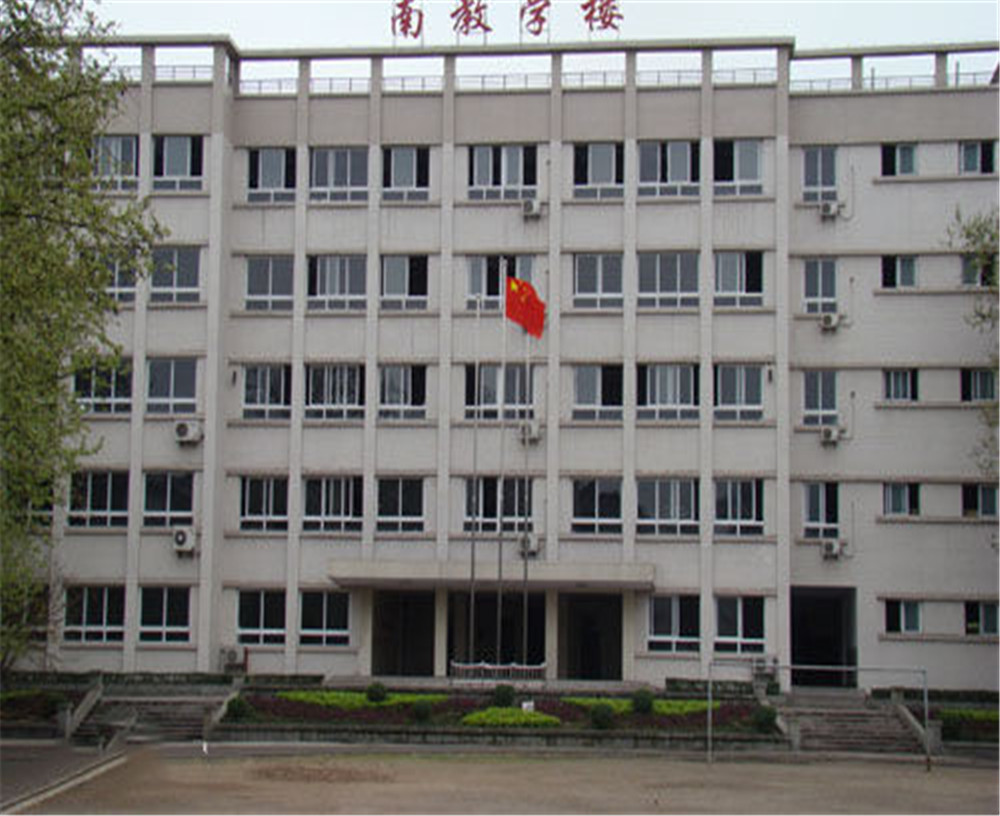 達(dá)州鐵路中學(xué)學(xué)校詳細(xì)地址在什么地方？