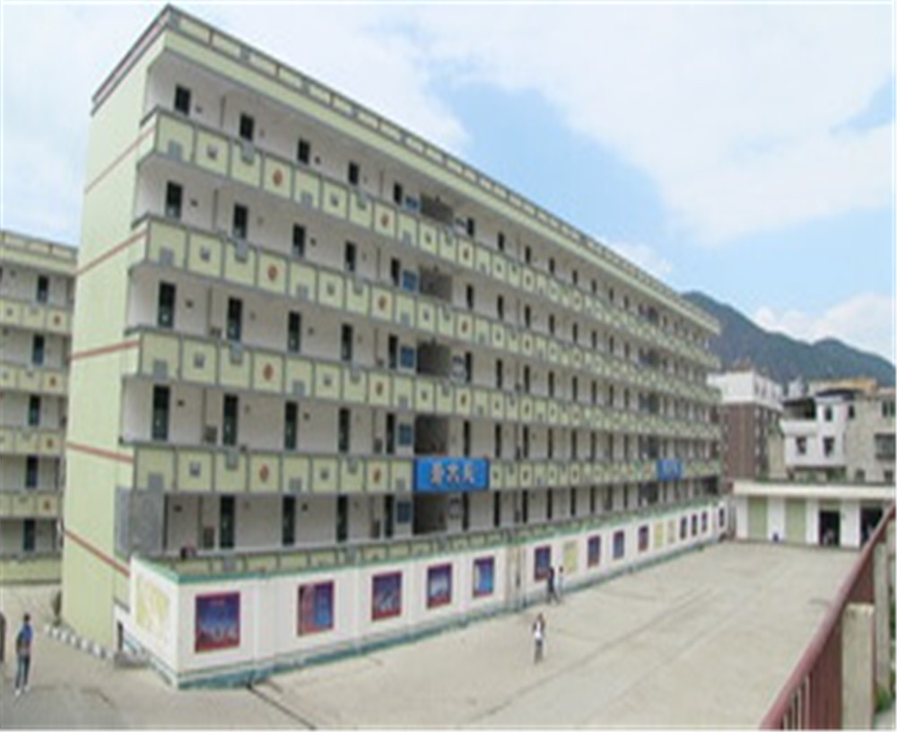 四川省鹽邊縣漁門中學(xué)學(xué)校詳細(xì)地址在什么地方？