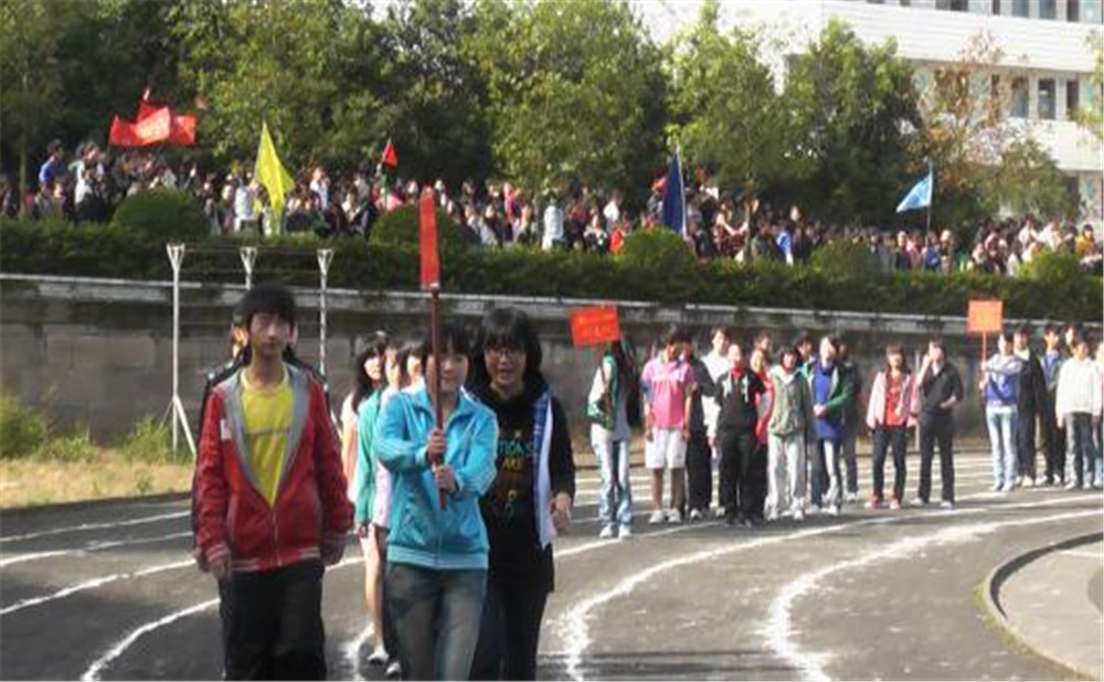 廣安第三中學2020年的錄取分數(shù)是多少？