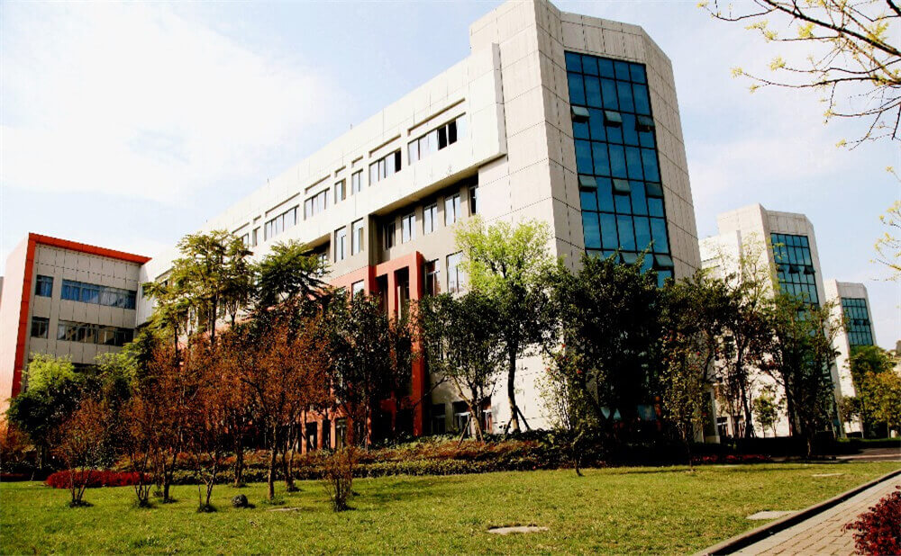 成都航天中學(xué)2020年招生標(biāo)準(zhǔn)在哪兒看？