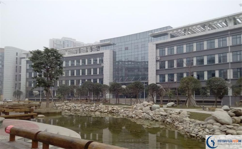 大彎中學(xué)高2020屆高三階段檢測(cè)試題語(yǔ)文難嗎？